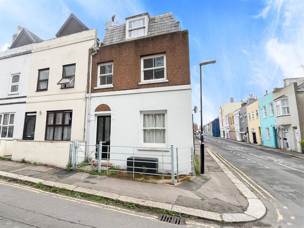 Property photo 1 of 16 Untitled Design (1).Png