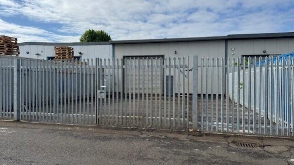 Property photo 2 of 9 Photo 2