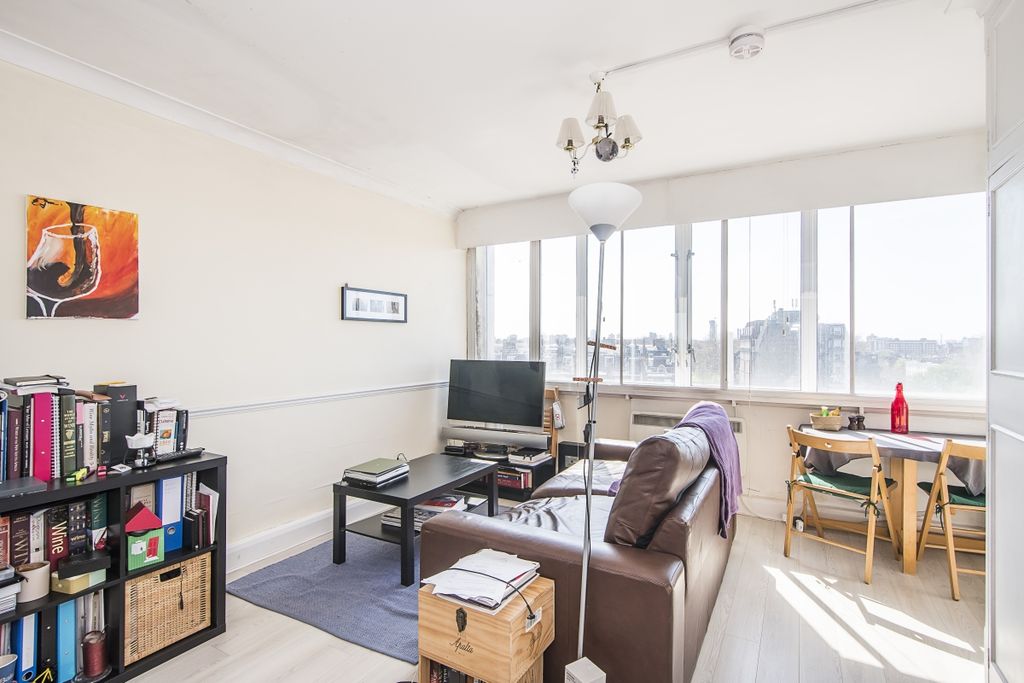 Property photo 1 of 6 Studio