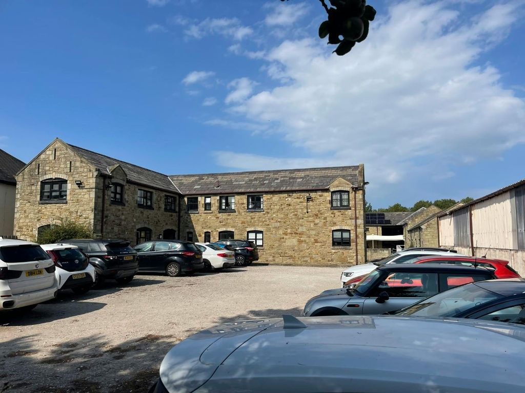 Property photo 3 of 9 Unit 3 Granary Crt External 2.Jpg