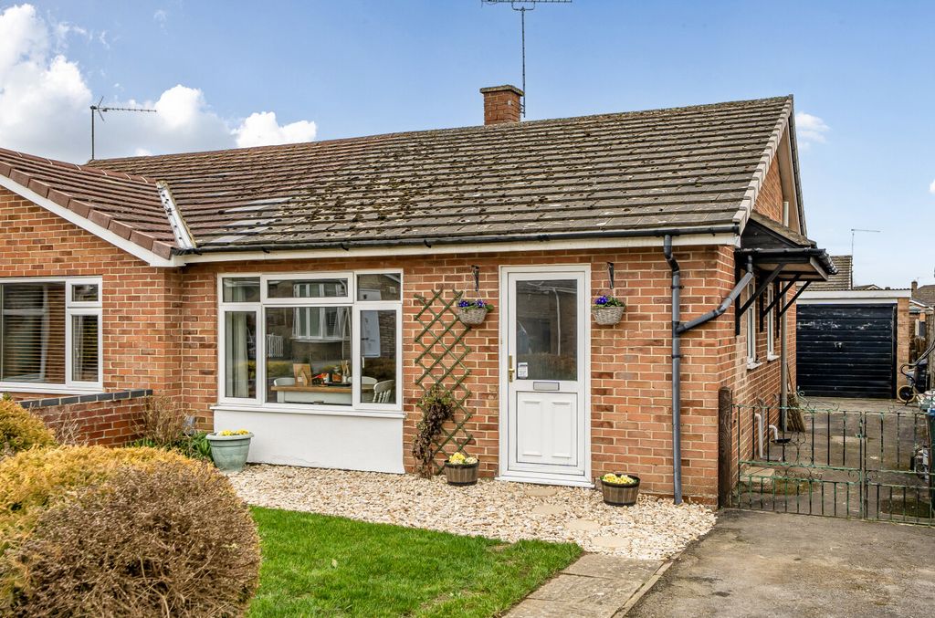 Property photo 1 of 18 1410759-5-69A0237...