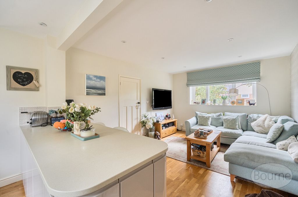 Property photo 2 of 18 Picture 2