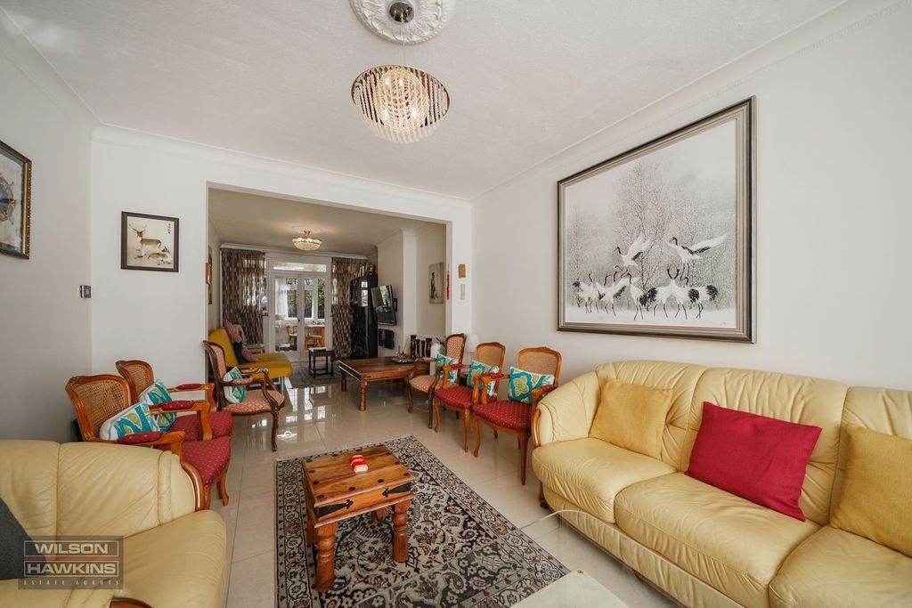 Property photo 3 of 17