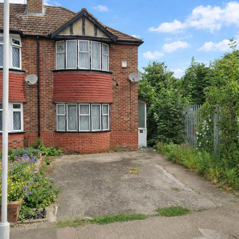 Property photo 1 of 1 Chatgpt Image Mar 19, 2026, 03_09_28 Pm.Png