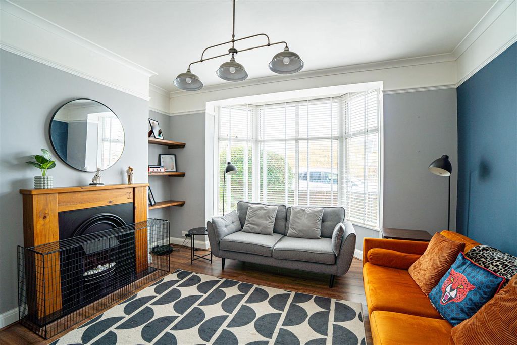 Property photo 3 of 27 Dsc09932-Hdr.Jpg