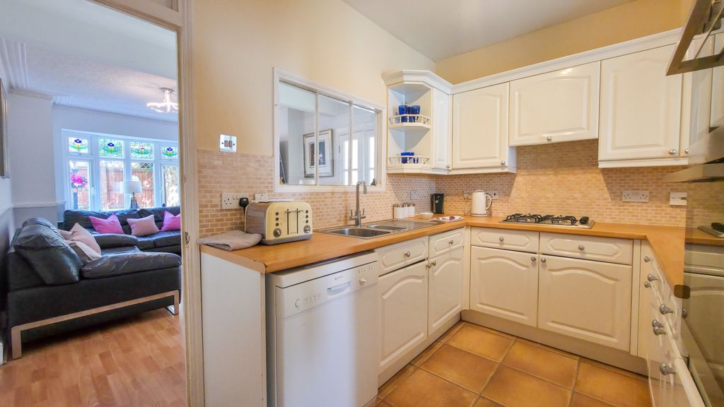 Property photo 3 of 36 20250822_134543-2
