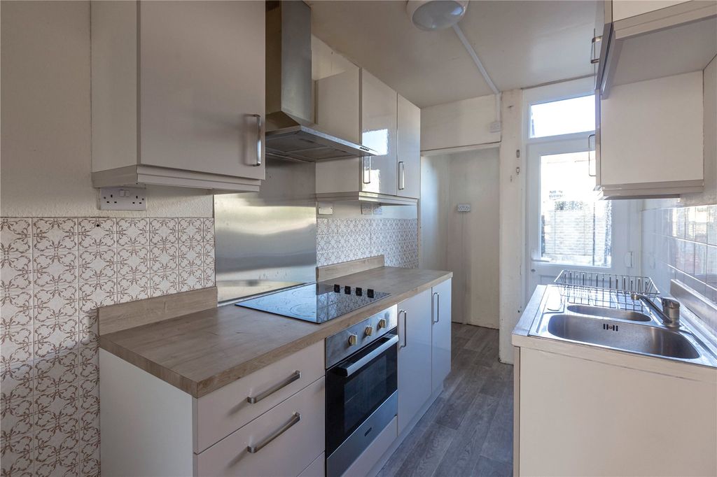 Property photo 3 of 15 Picture No. 35