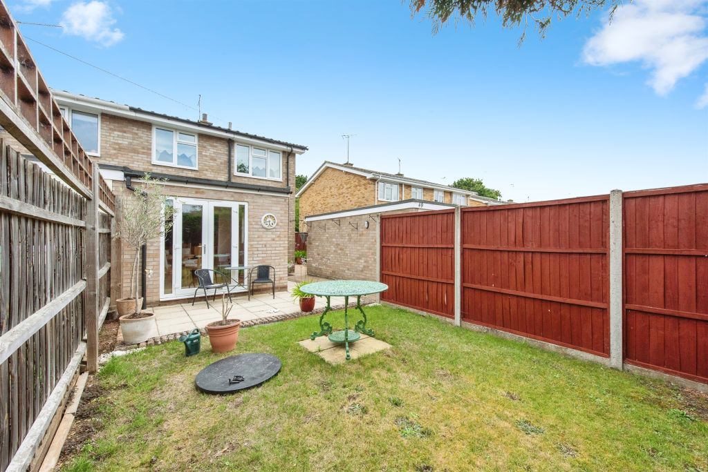 Property photo 2 of 17