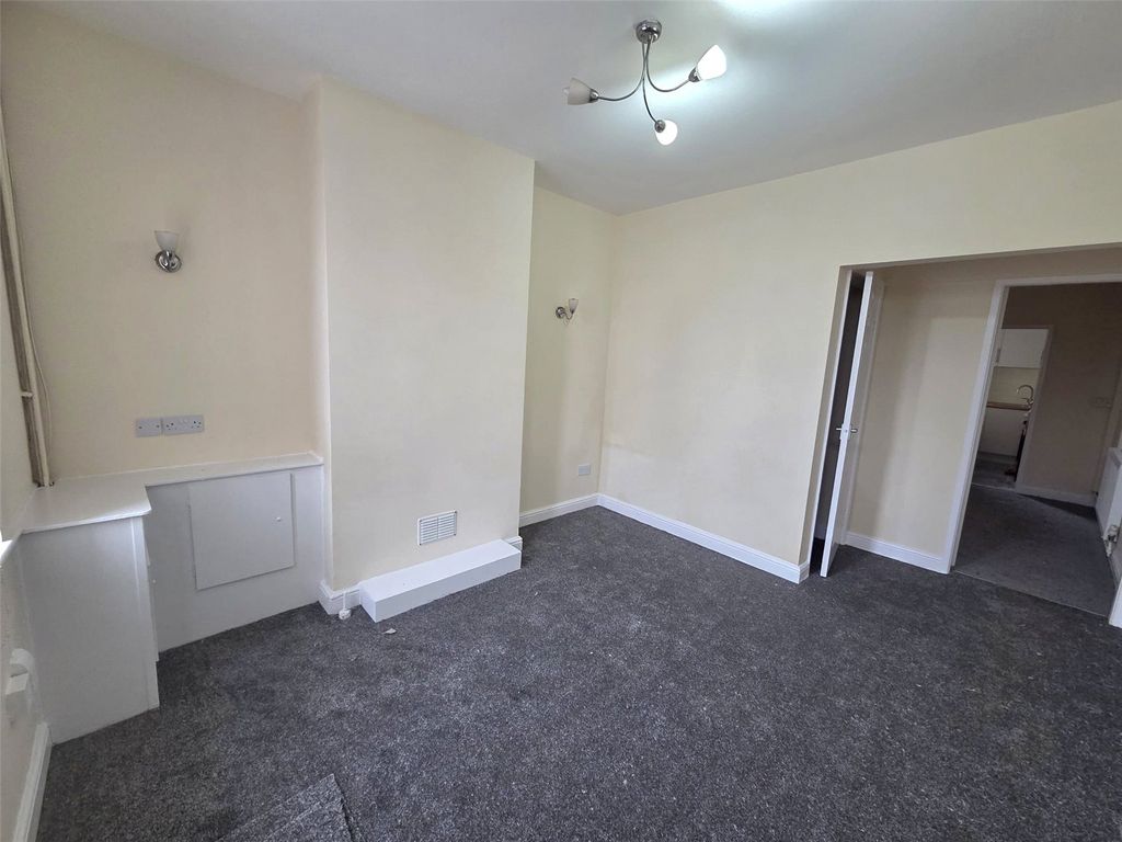 Property photo 2 of 18 Picture No. 18