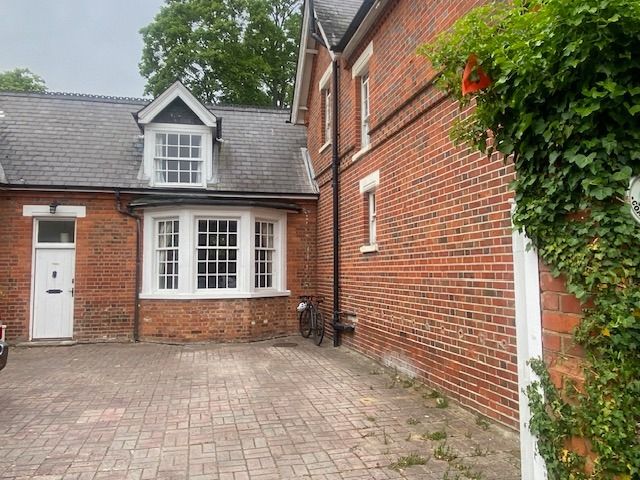 Property photo 1 of 10 4613361
