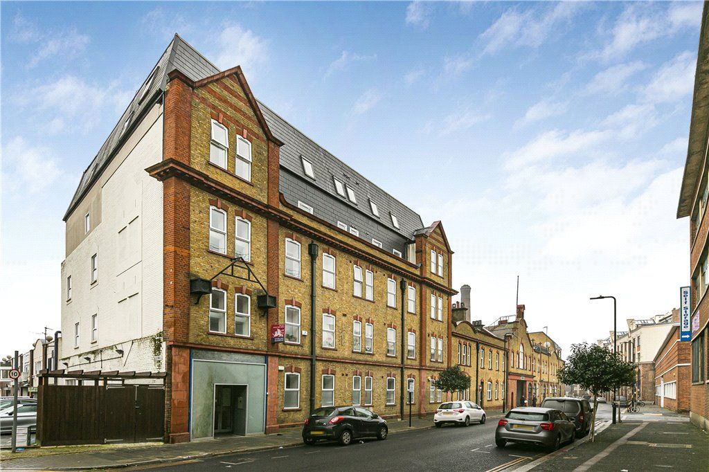 Property photo 2 of 13 Exterior