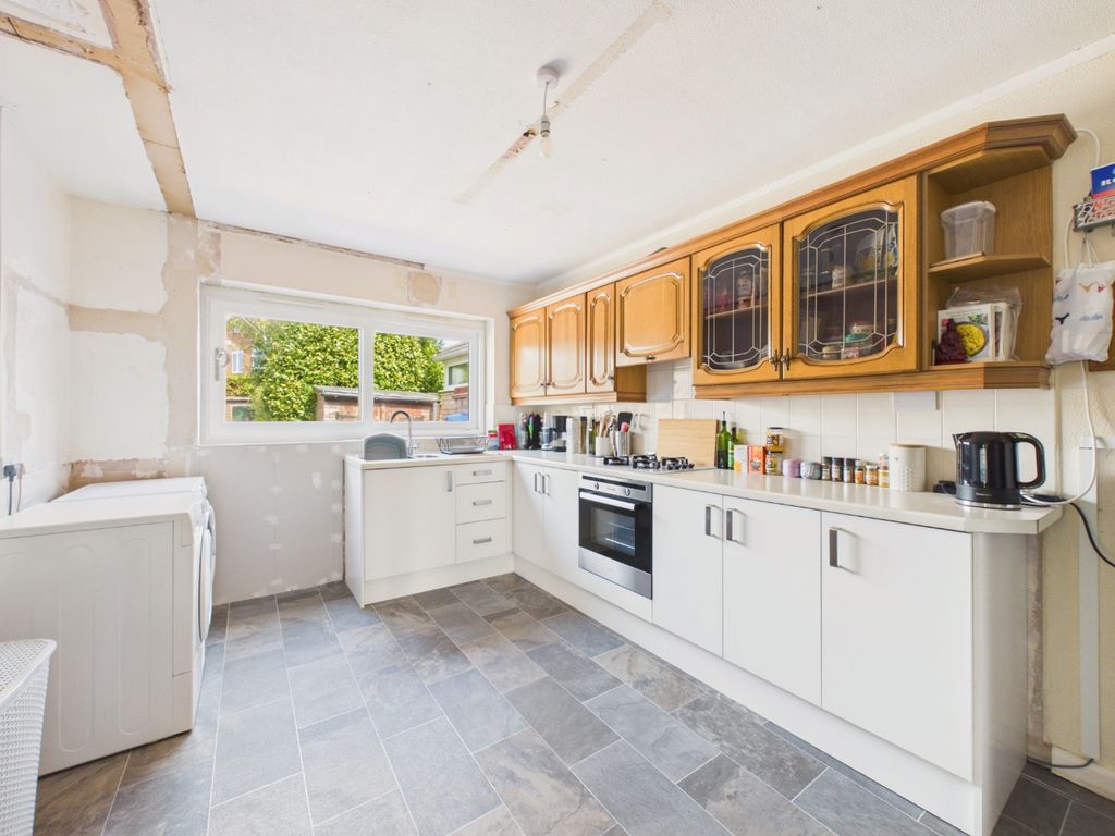 Property photo 3 of 14 5272024