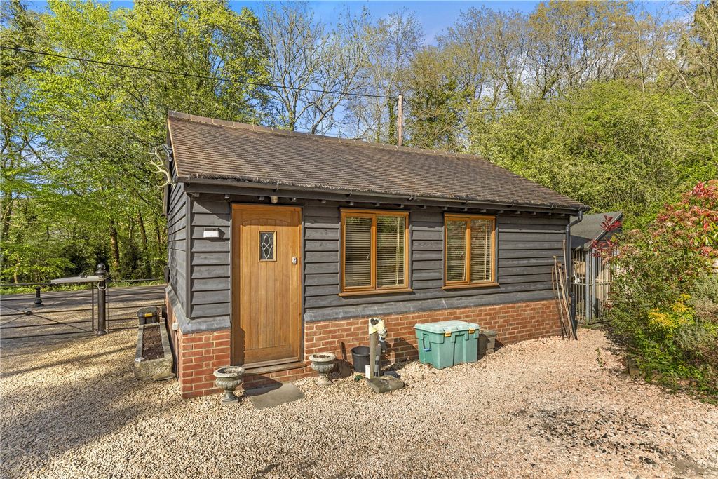 Additional image 21 of 5 bed detached house for saleRoundals Lane, Hambledon, Godalming, Surrey GU8