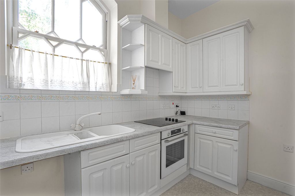 Property photo 2 of 10 Picture No. 08