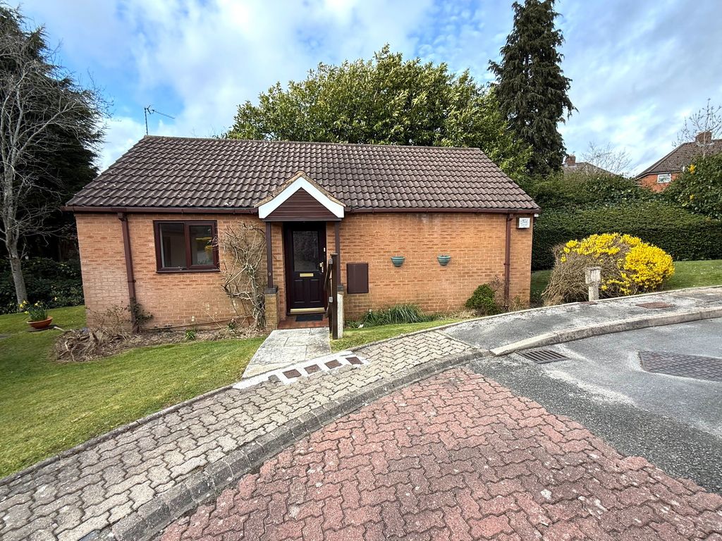 Property photo 2 of 8