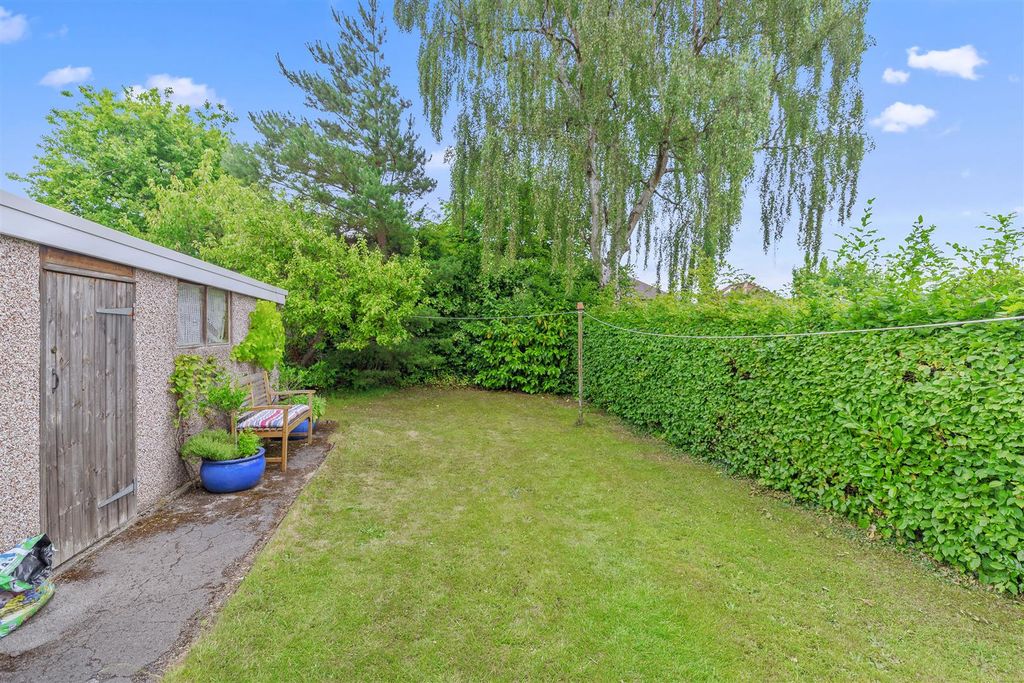 Property photo 3 of 27 Rear Garden