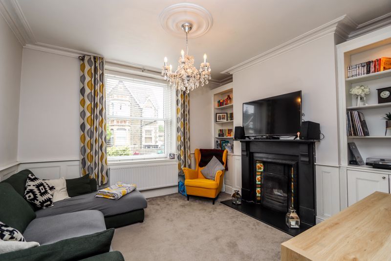 Property photo 2 of 14 Sitting Room