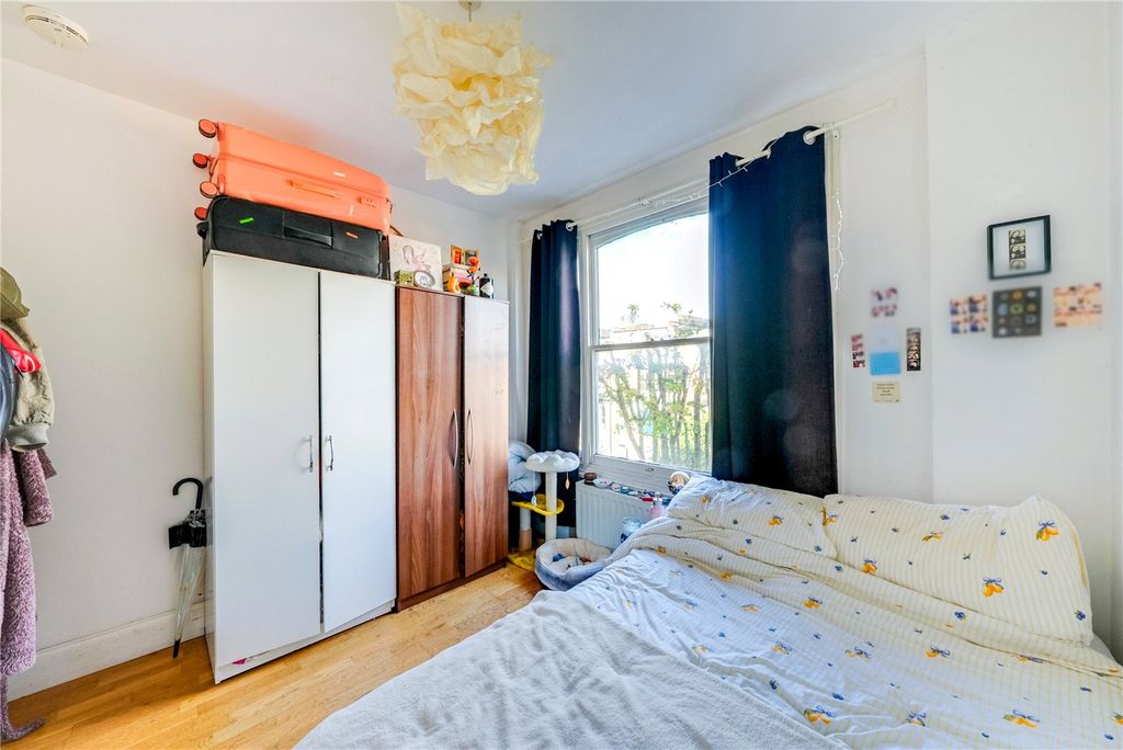 Property photo 1 of 14 Picture No. 04
