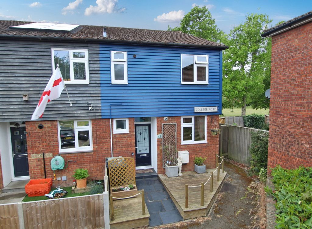 Property photo 1 of 16