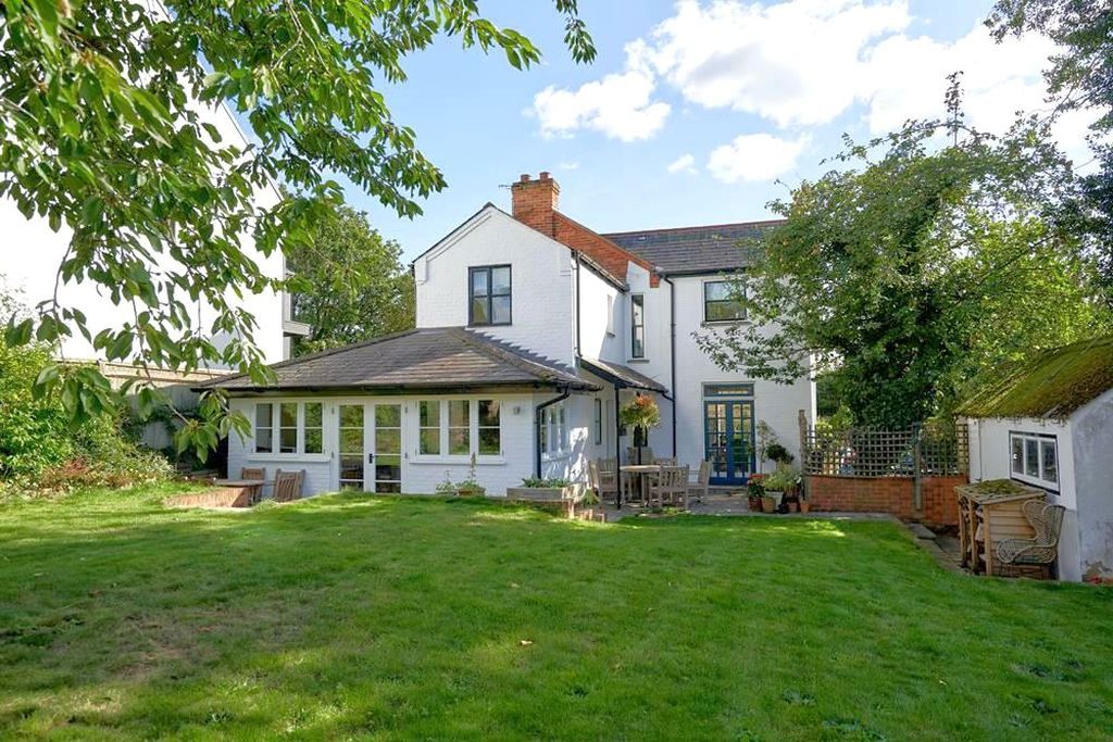 Property photo 3 of 18 Photo 8