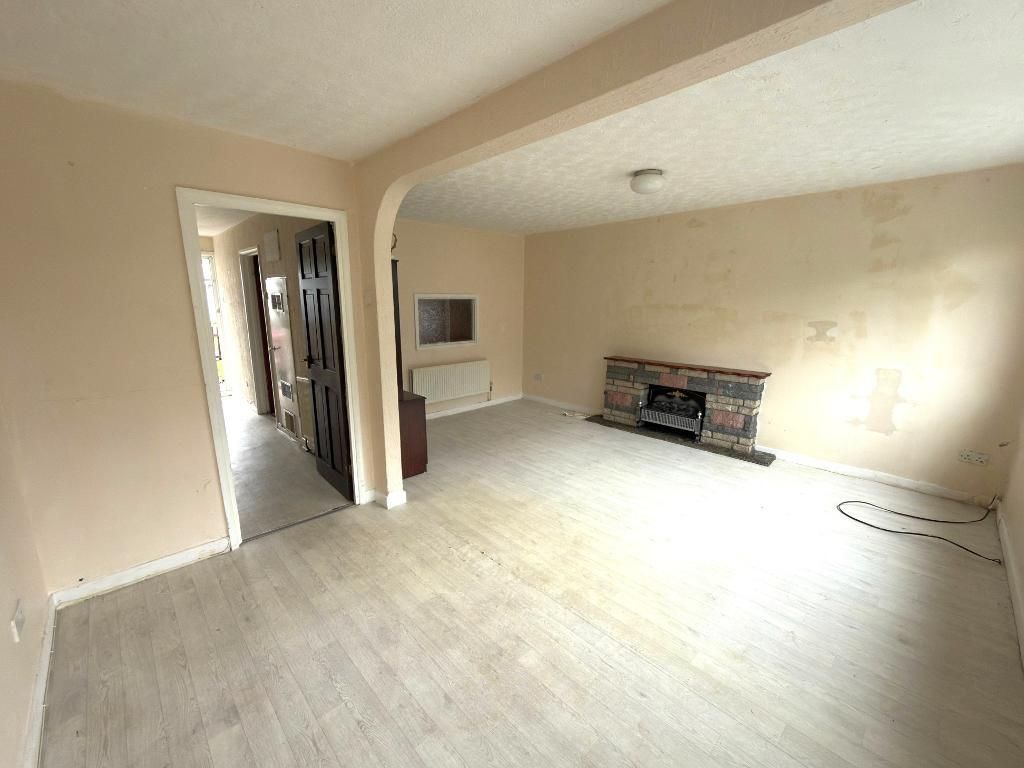 Property photo 3 of 10 Photo 3