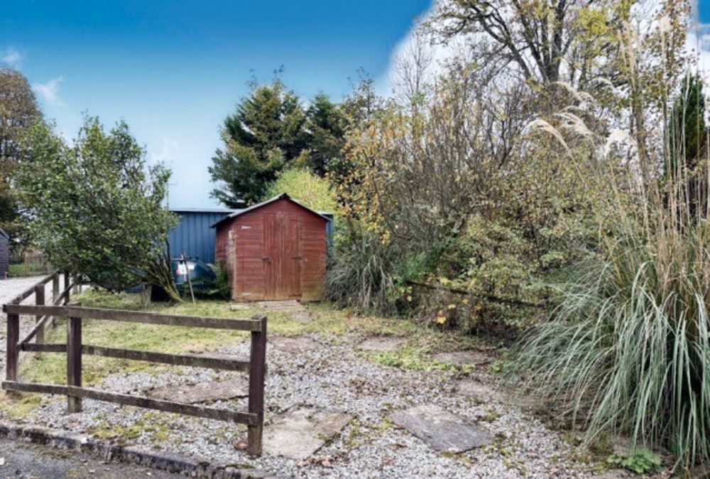 Property photo 3 of 19