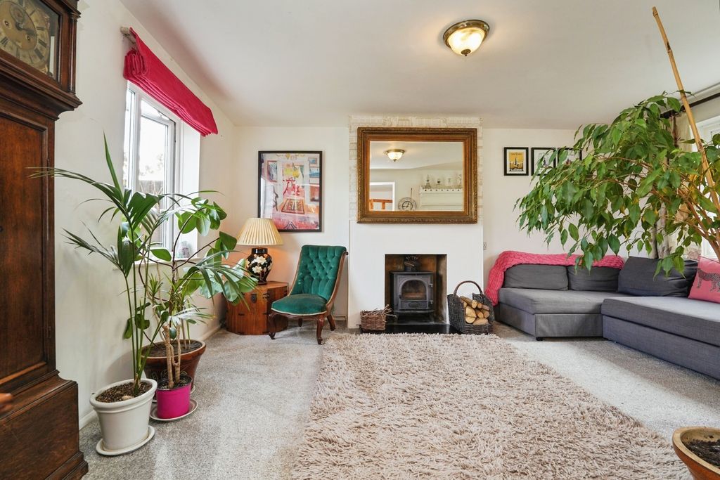 Property photo 3 of 22 Pbox-Img.Jpg