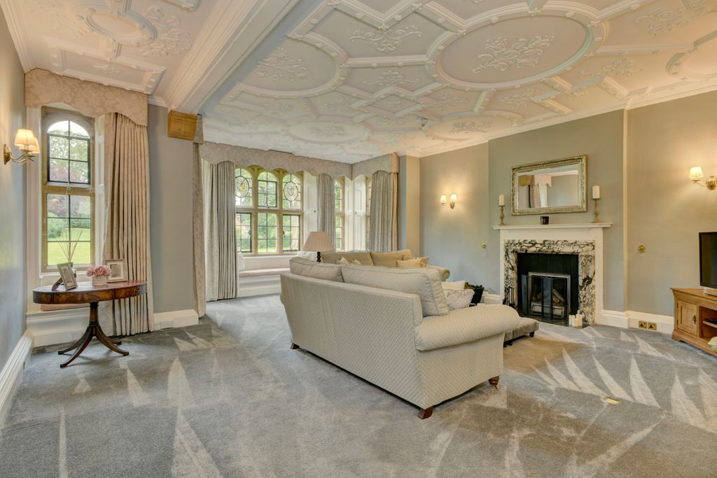Property photo 2 of 28 Drawing Room