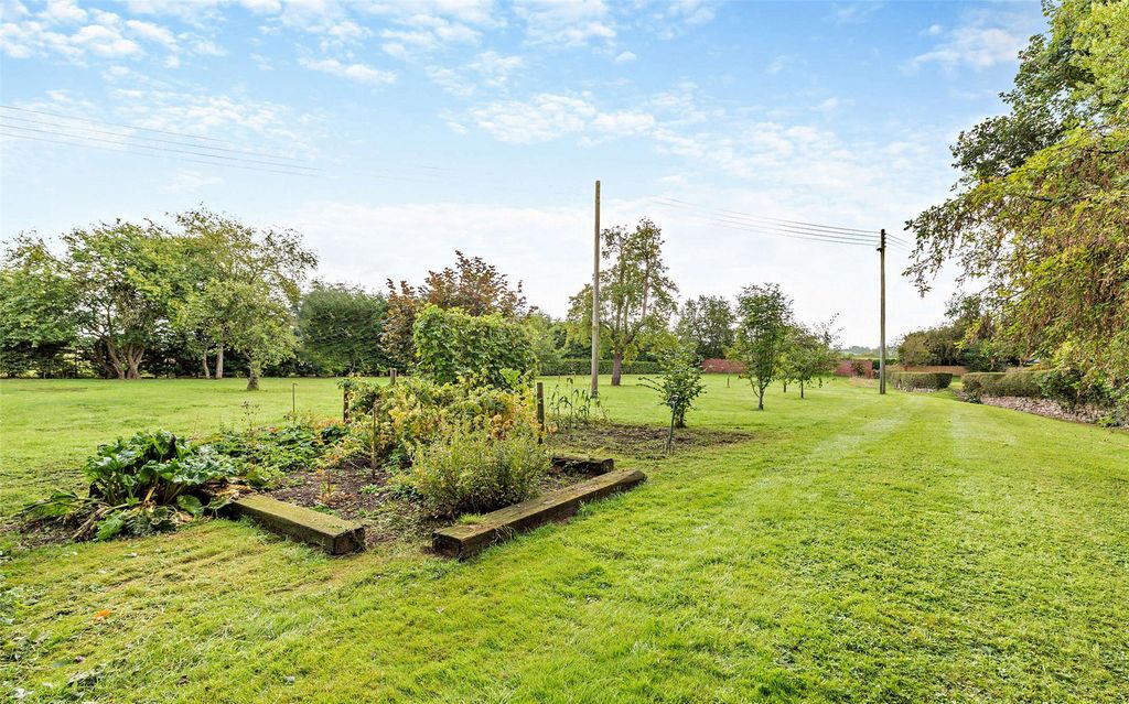 Property photo 3 of 34 Picture No. 04