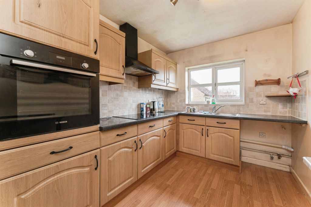 Property photo 2 of 19