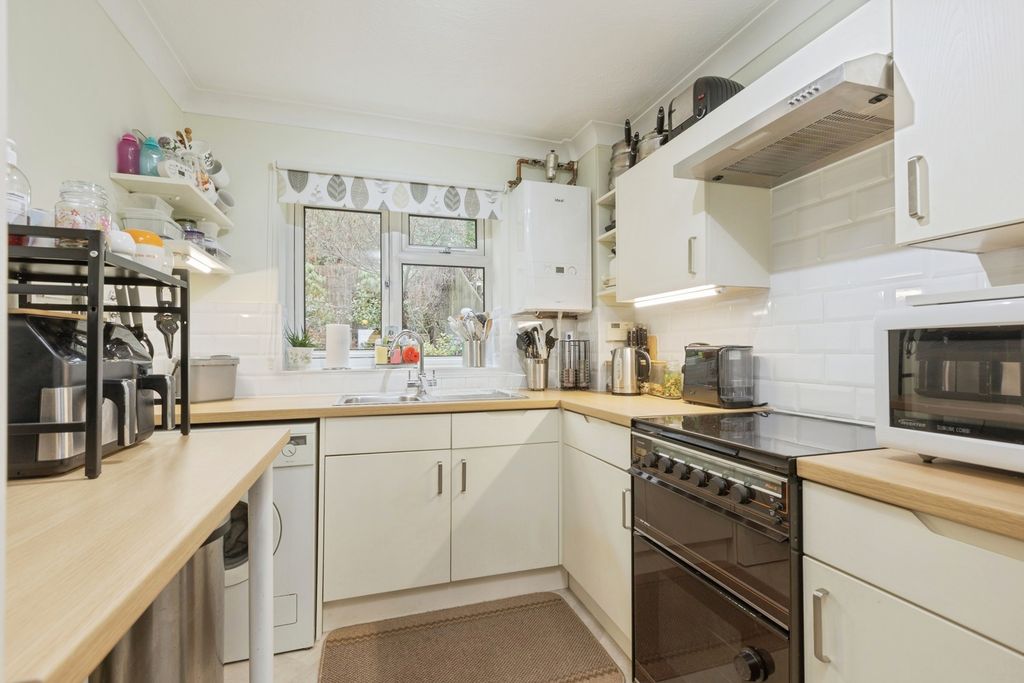 Property photo 2 of 18 Pbox-Img.Jpg