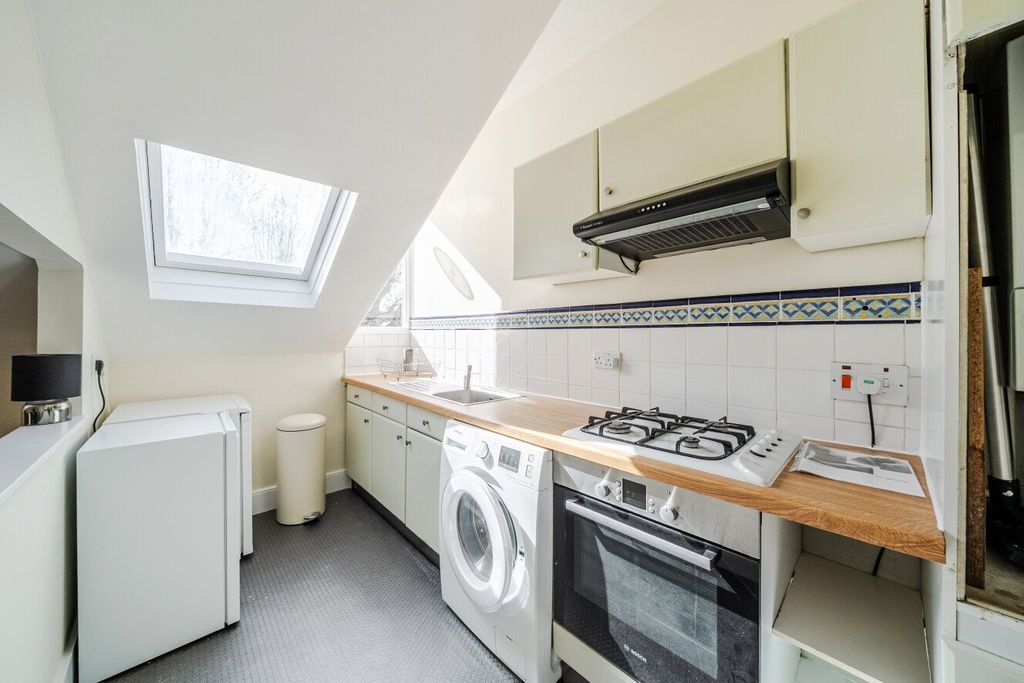 Property photo 2 of 14 Picture No. 06