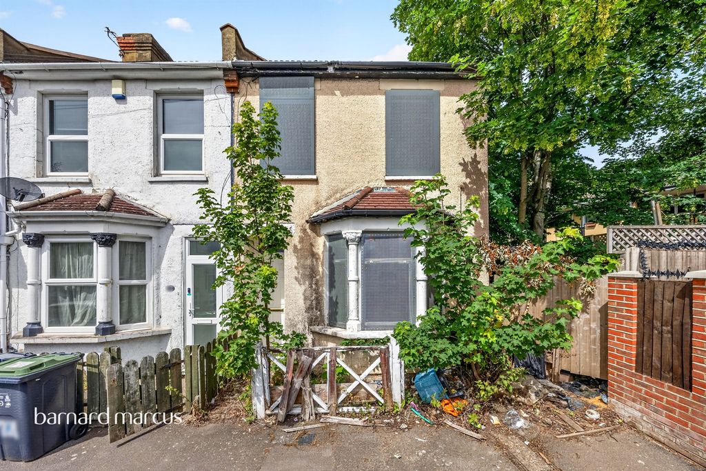 Property photo 1 of 22