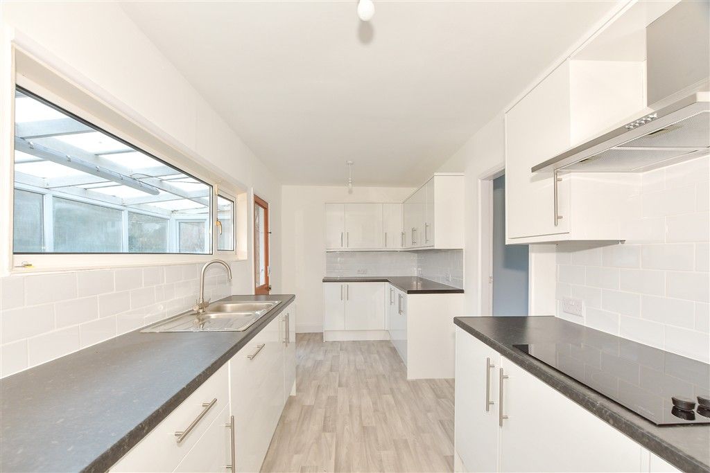 Property photo 1 of 14 Kitchen