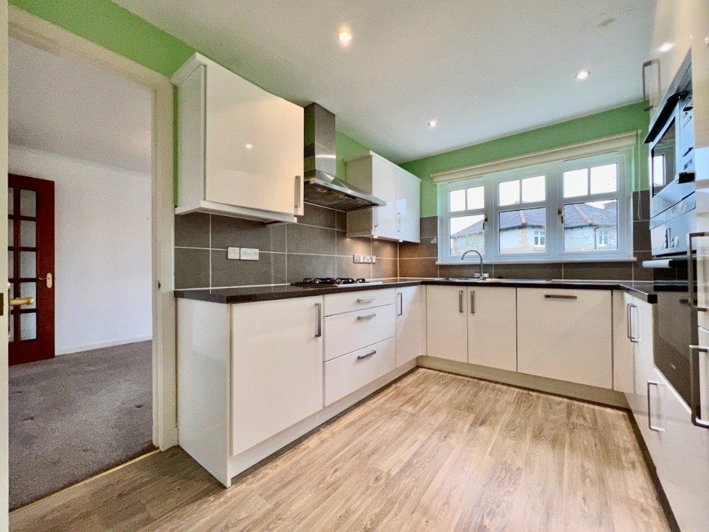 Property photo 2 of 26 Picture No. 18