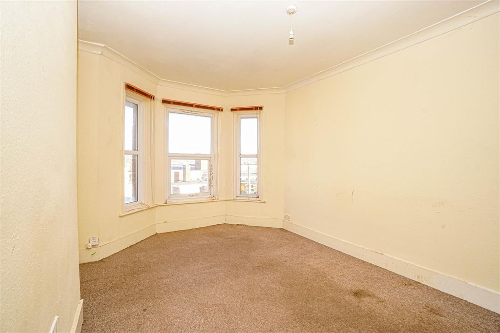 Property photo 2 of 9 Dsc08935.Jpg