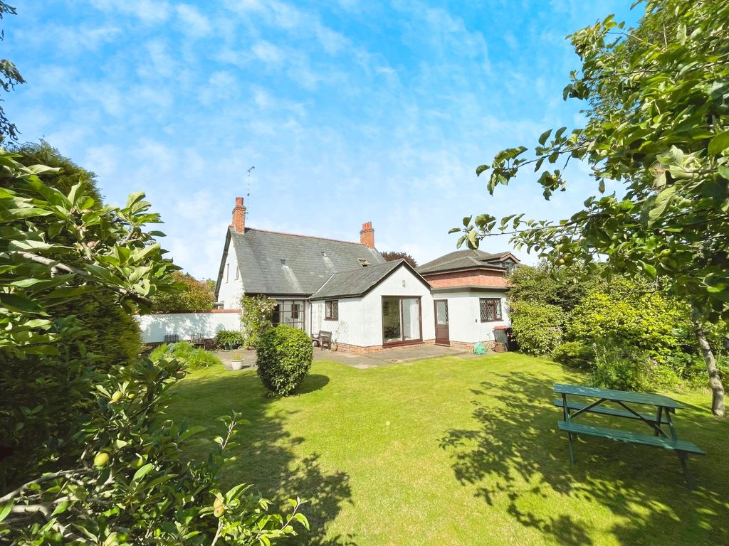 Property photo 3 of 19 Picture No. 16