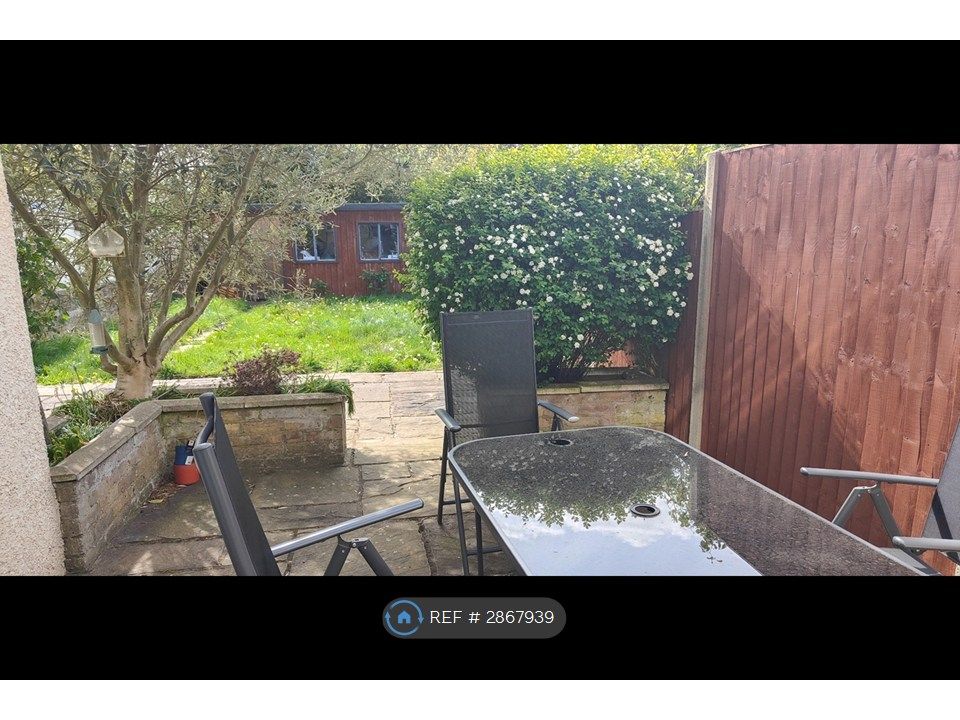 Property photo 2 of 5 Garden