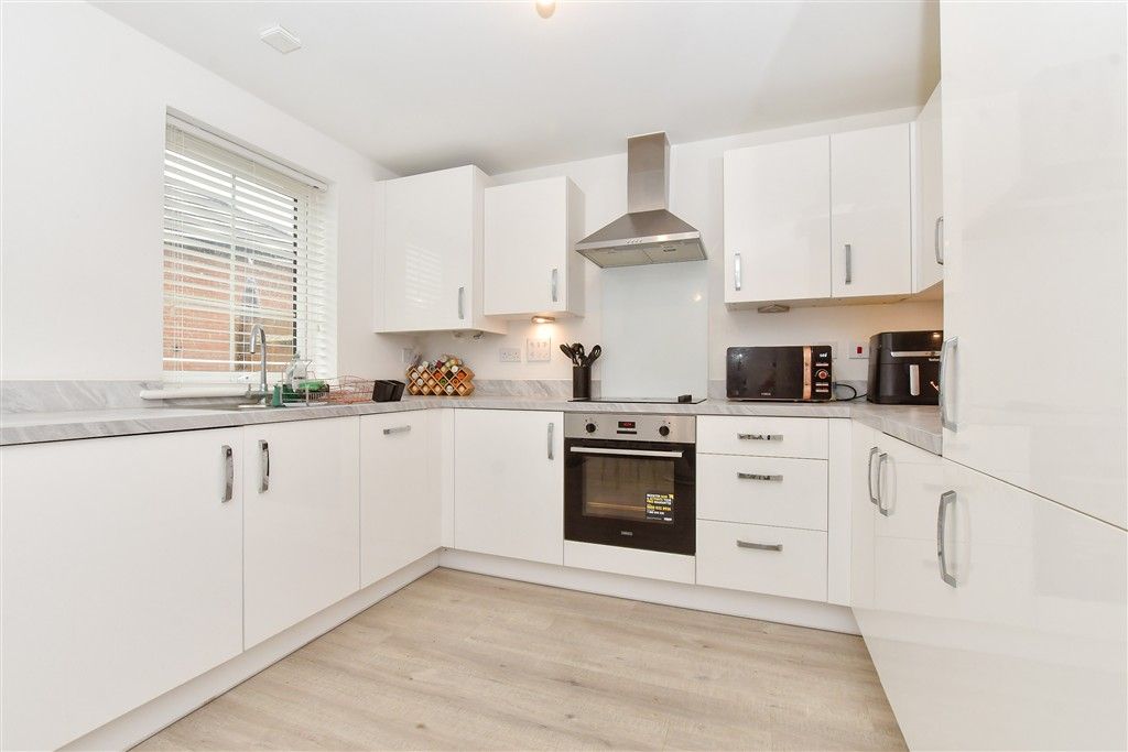 Property photo 3 of 12 Kitchen/Diner