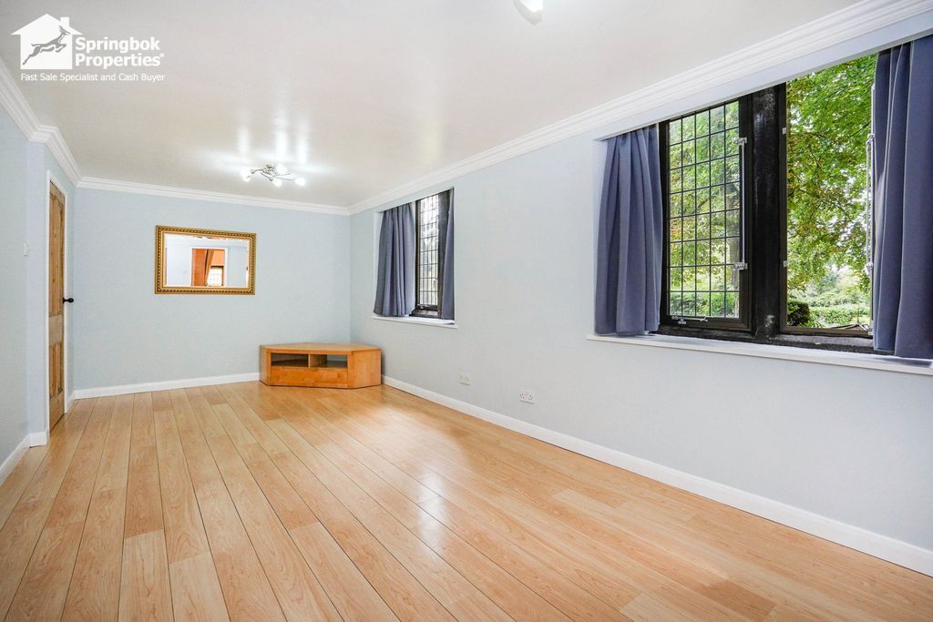 Property photo 2 of 12 Image 2