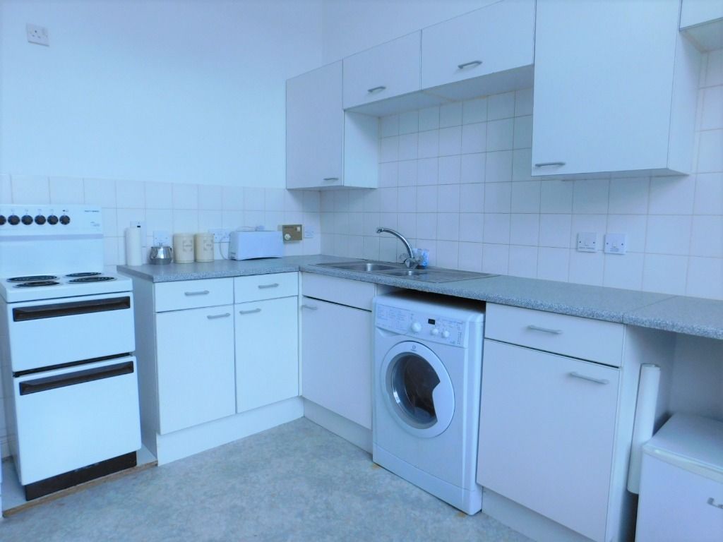 Property photo 2 of 6