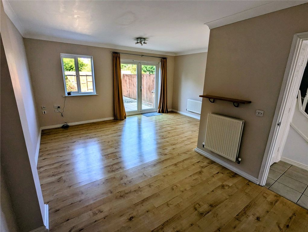 Property photo 2 of 10 Picture No. 24