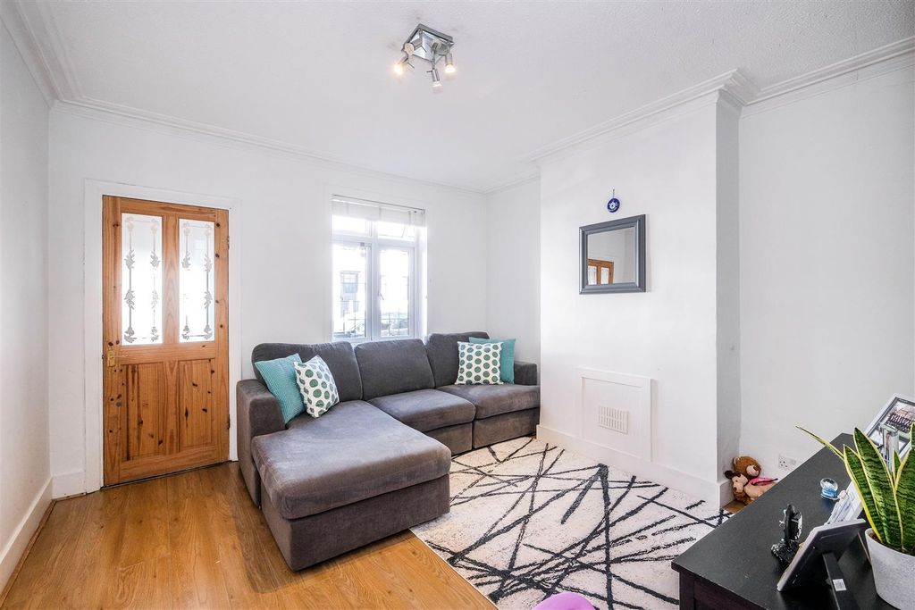 Property photo 2 of 22 235 Maybank Road-2.Jpg