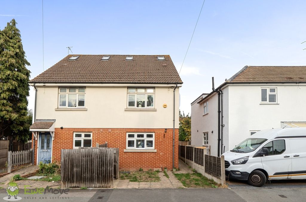 Property photo 2 of 11 c9Cb244A-2Bcb-4841-9815-805498d7B473