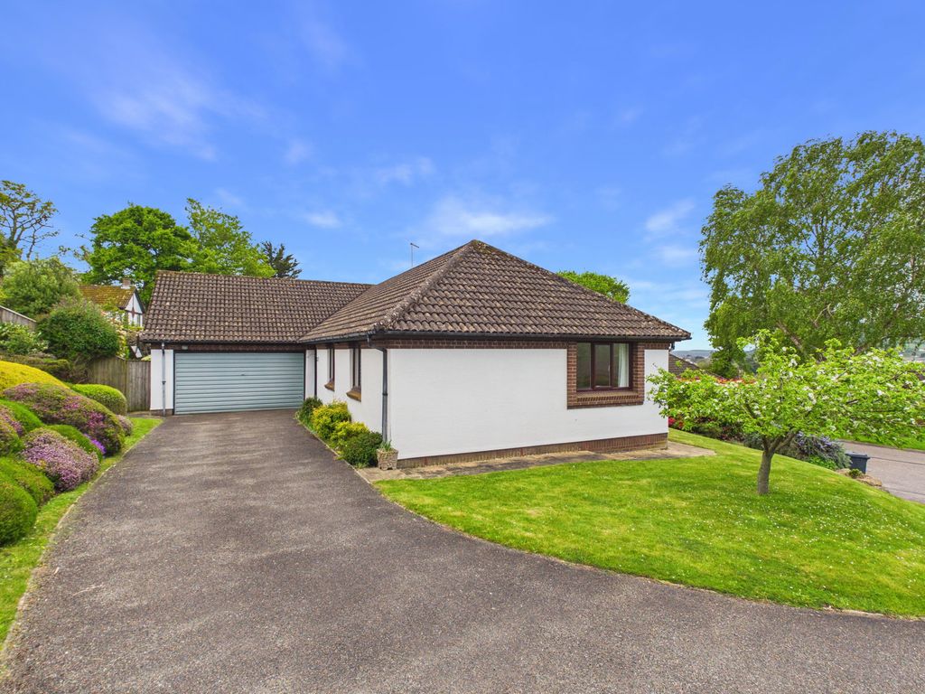 Property photo 3 of 19
