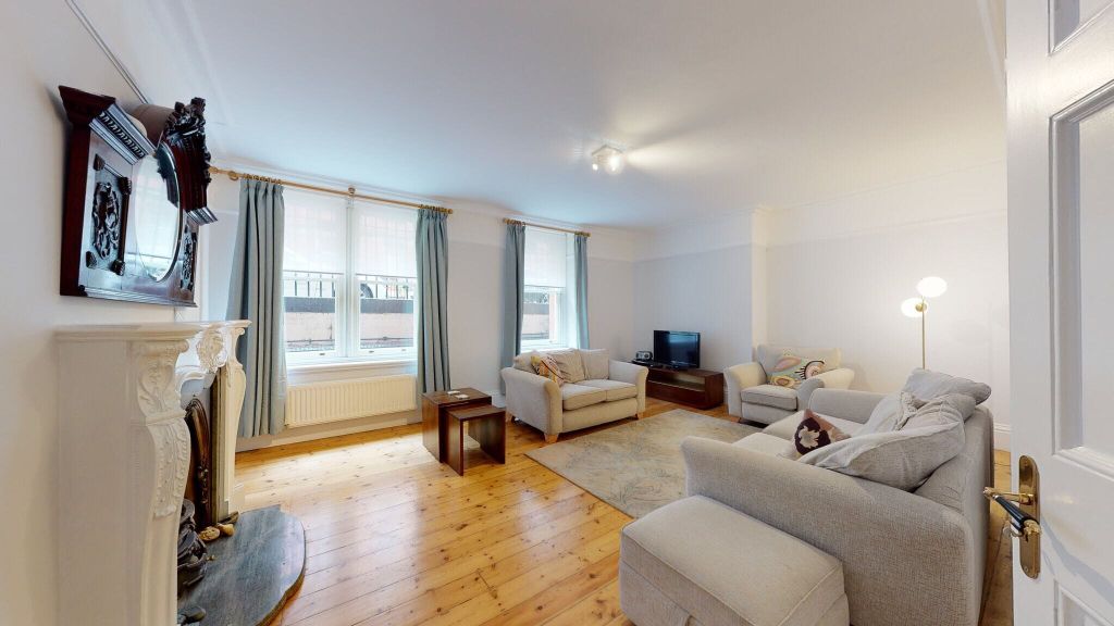 Property photo 1 of 37 Living Room