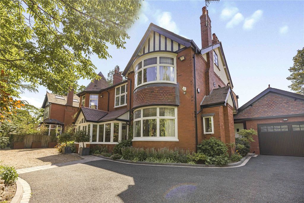 Additional image 23 of 5 bed detached house to rentAlan Drive, Hale, Altrincham, Greater Manchester WA15