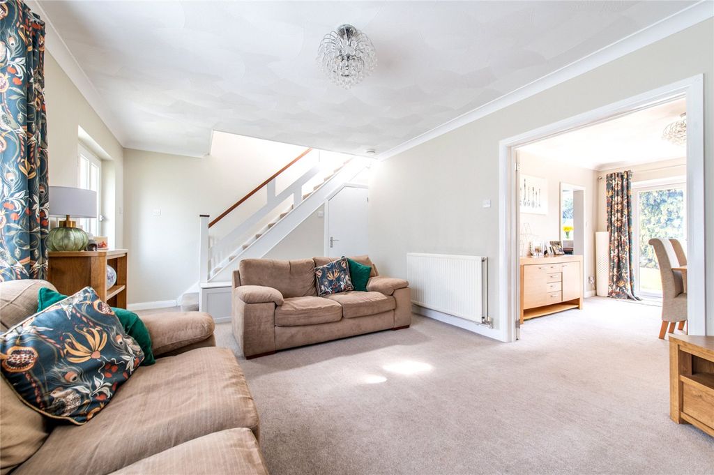 Property photo 2 of 23 Picture No. 14