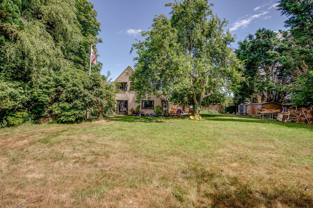 Property photo 3 of 15