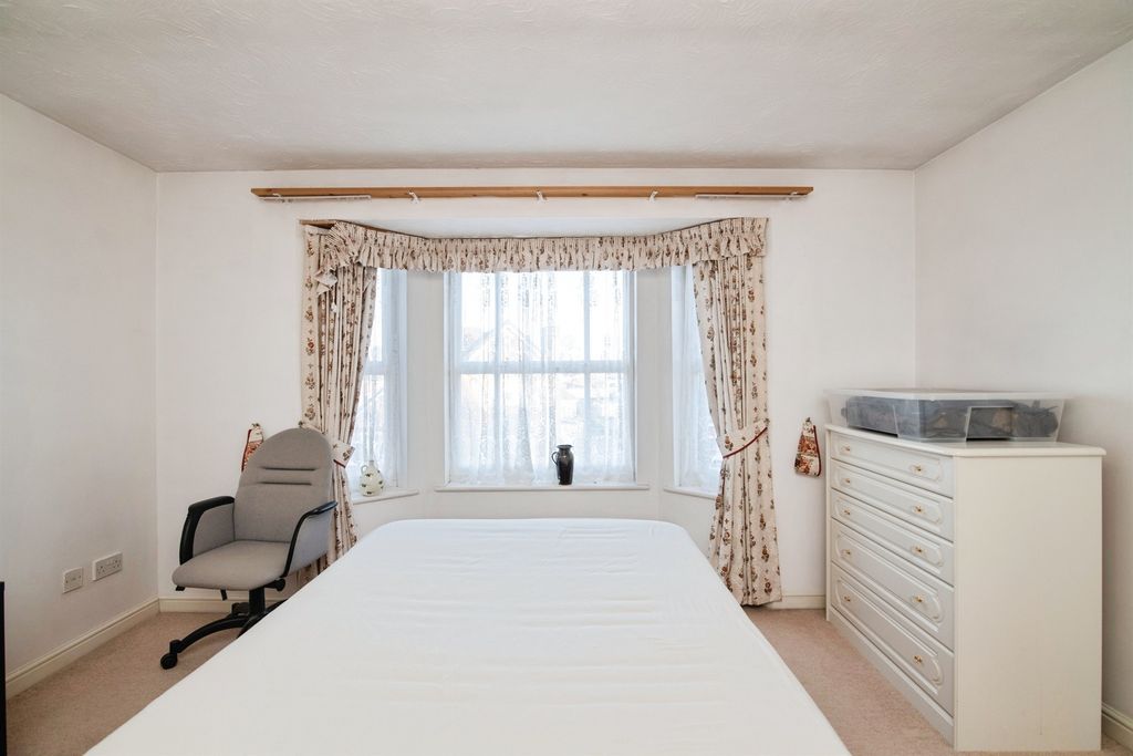 Additional image 9 of 4 bed detached house for saleBreamore Crescent, Dudley DY1